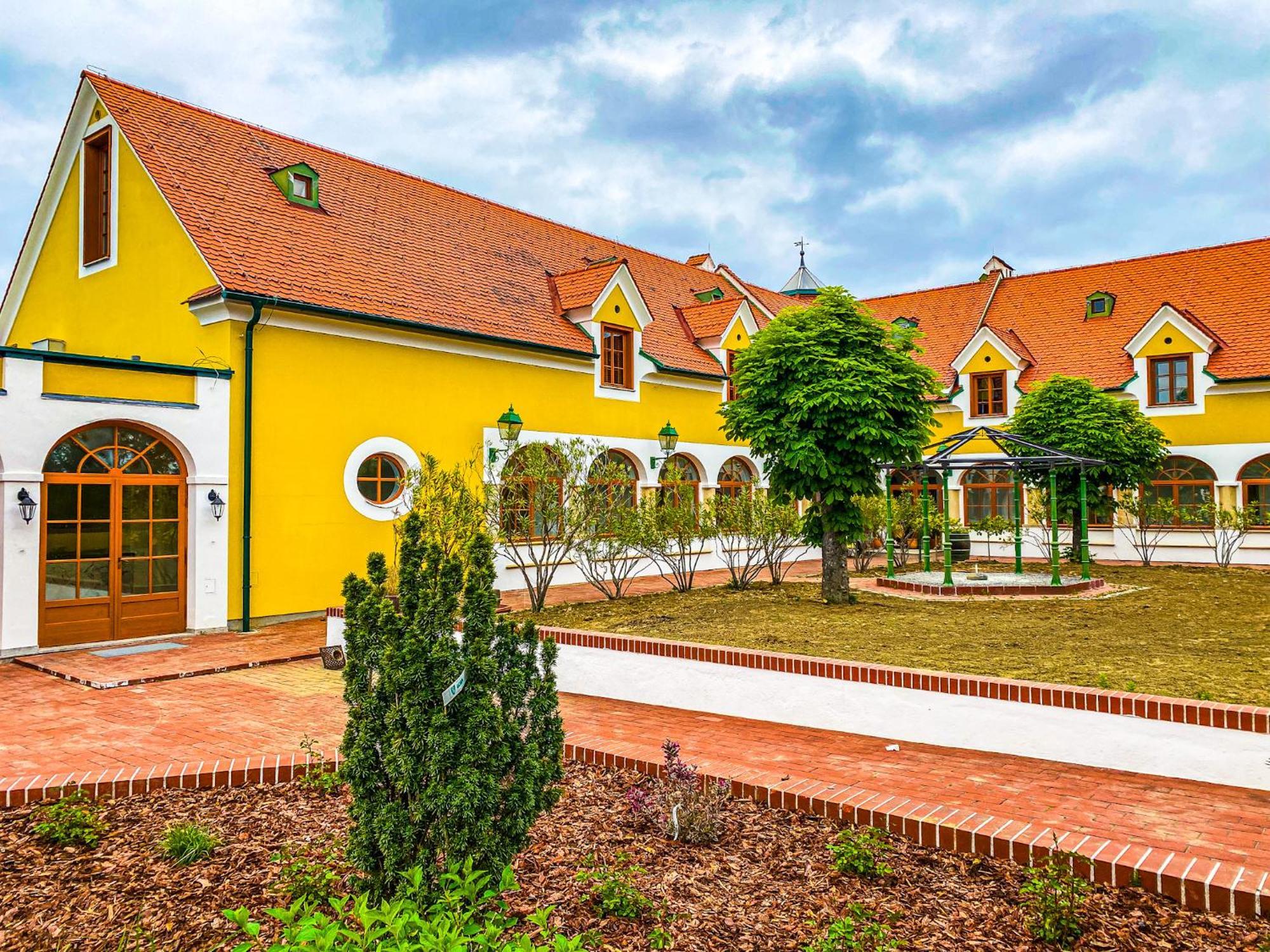 לויפרסדורף ביי פורסטנפלד Hotel Roemerstein מראה חיצוני תמונה