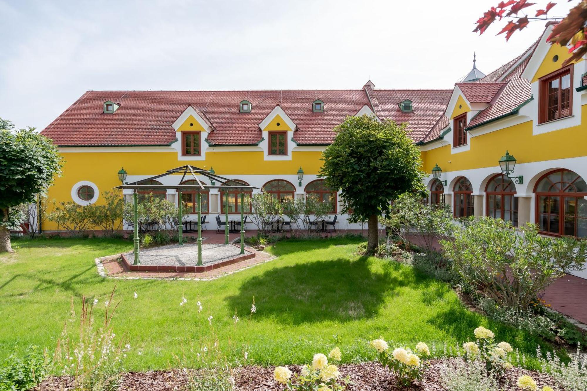 לויפרסדורף ביי פורסטנפלד Hotel Roemerstein מראה חיצוני תמונה